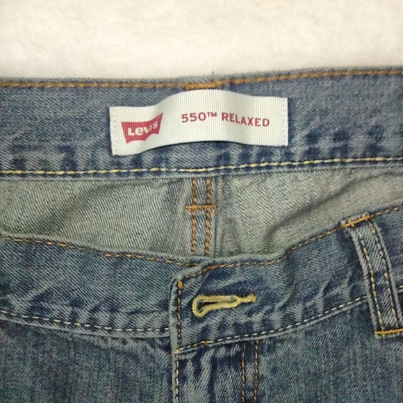 Levi's jeans Size 33x28 - Picture 6 of 16